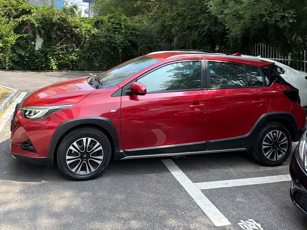 Toyota Yaris L 2022