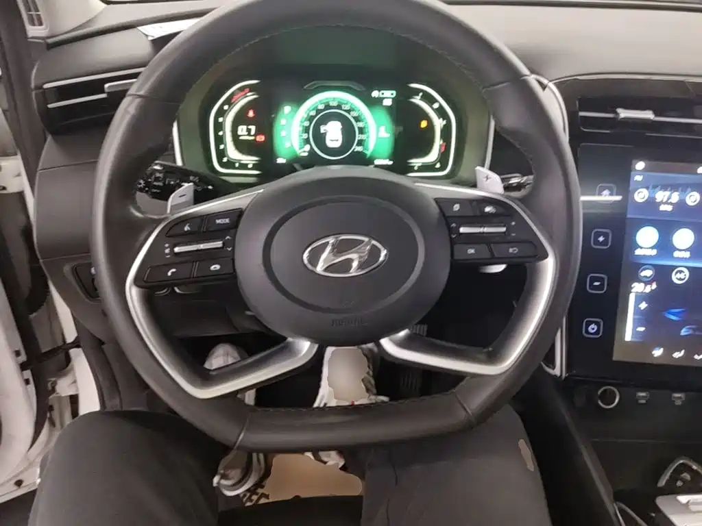 Hyundai Tucson 2022 — фото 11