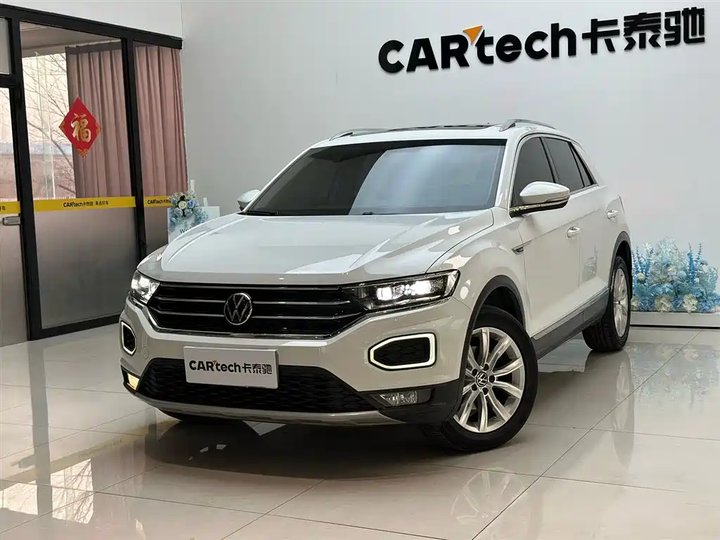Volkswagen T-Roc 2021 — фото 1