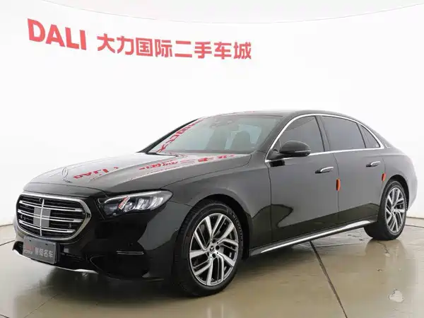 Mercedes-Benz E-Class 2024