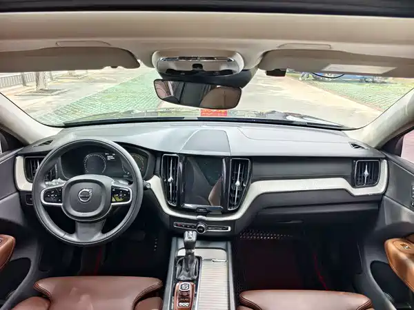 Volvo XC60 2020