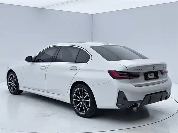 BMW 3 Series 2023