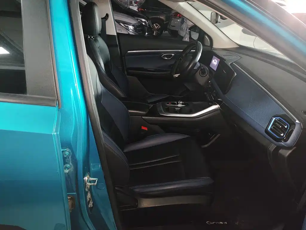 GAC Trumpchi GS3 2023 — фото 25