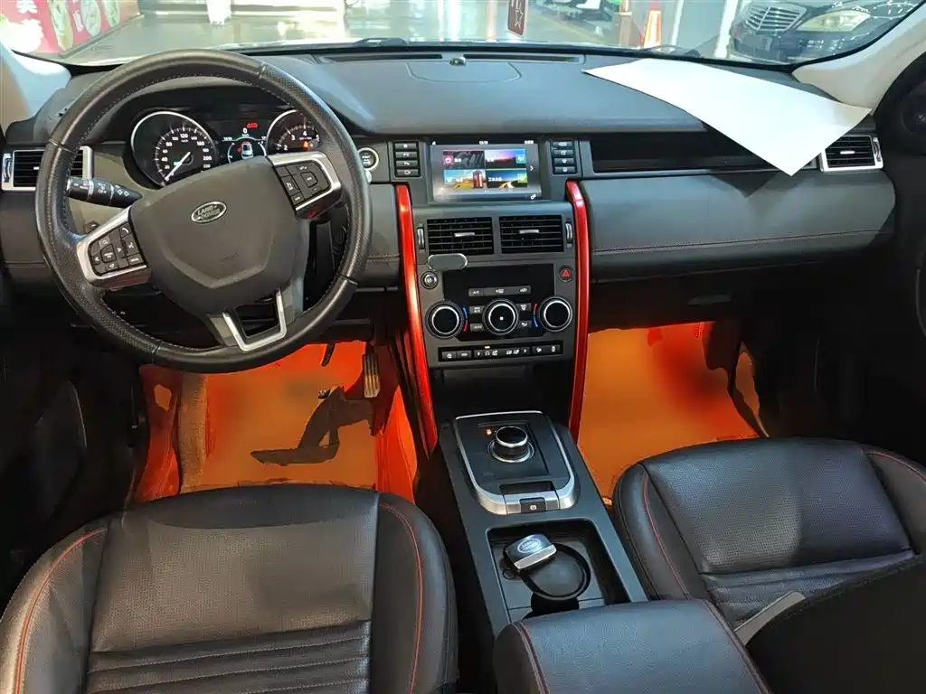 Land Rover Discovery Sport 2019 — фото 10