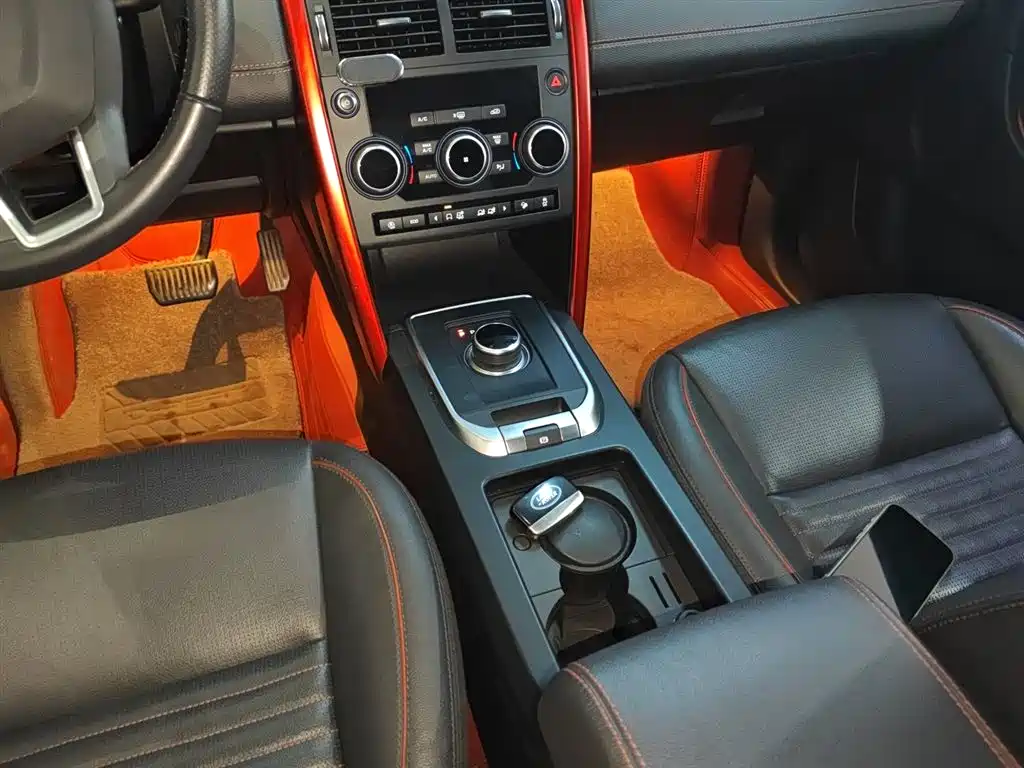 Land Rover Discovery Sport 2019 — фото 14