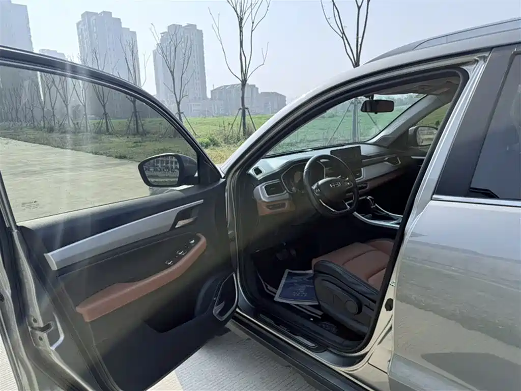 Geely Vision X6 2020 — фото 14