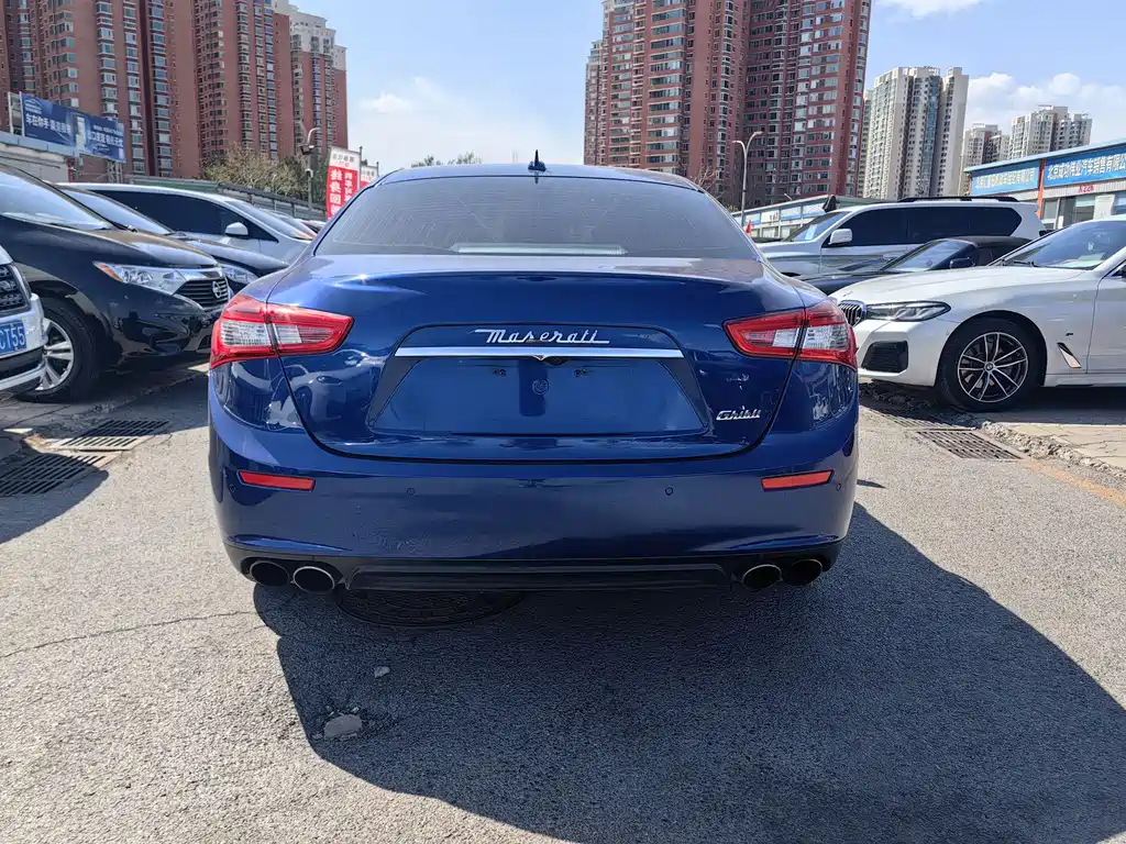 Maserati Ghibli 2016 — фото 14