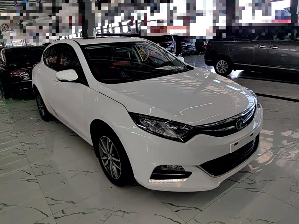 Changan Eado XT 2018 — фото 4