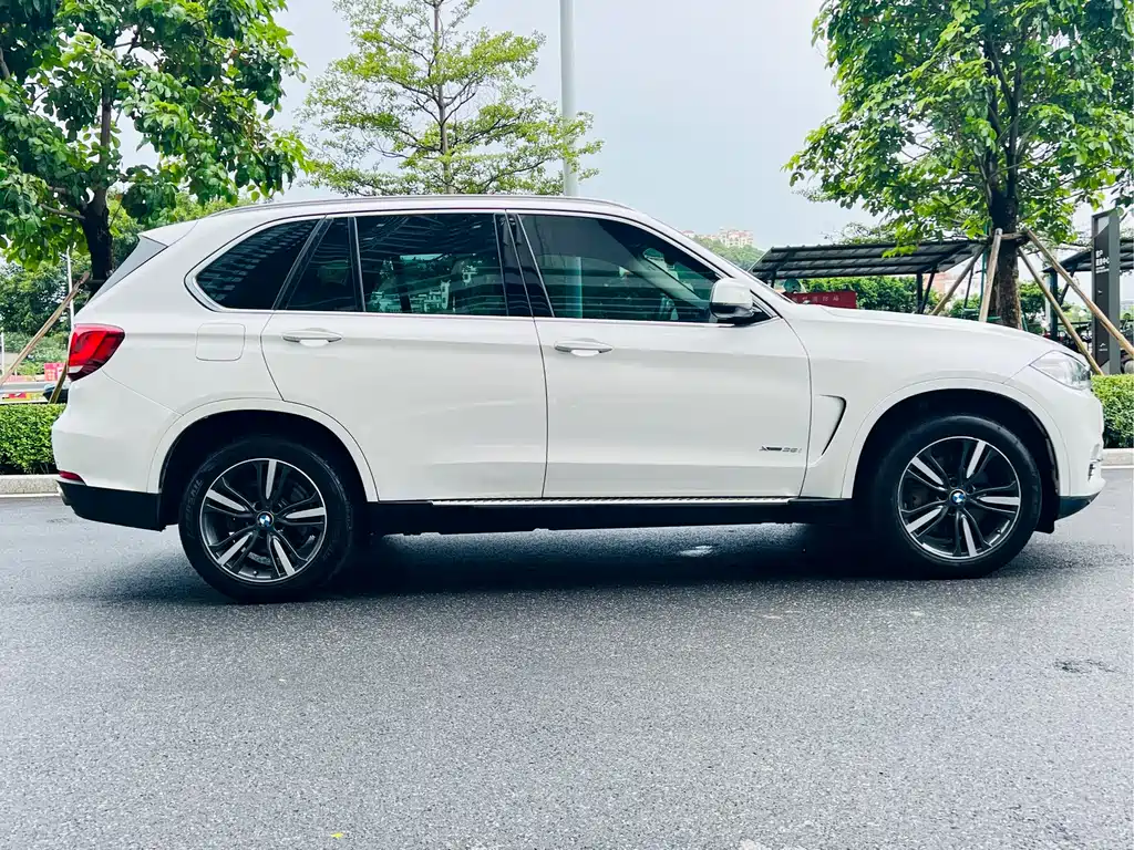 BMW X5 2017 — фото 7