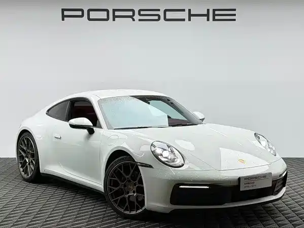 Porsche 911 2023