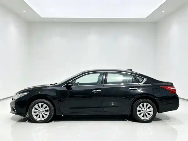 Nissan Teana 2018