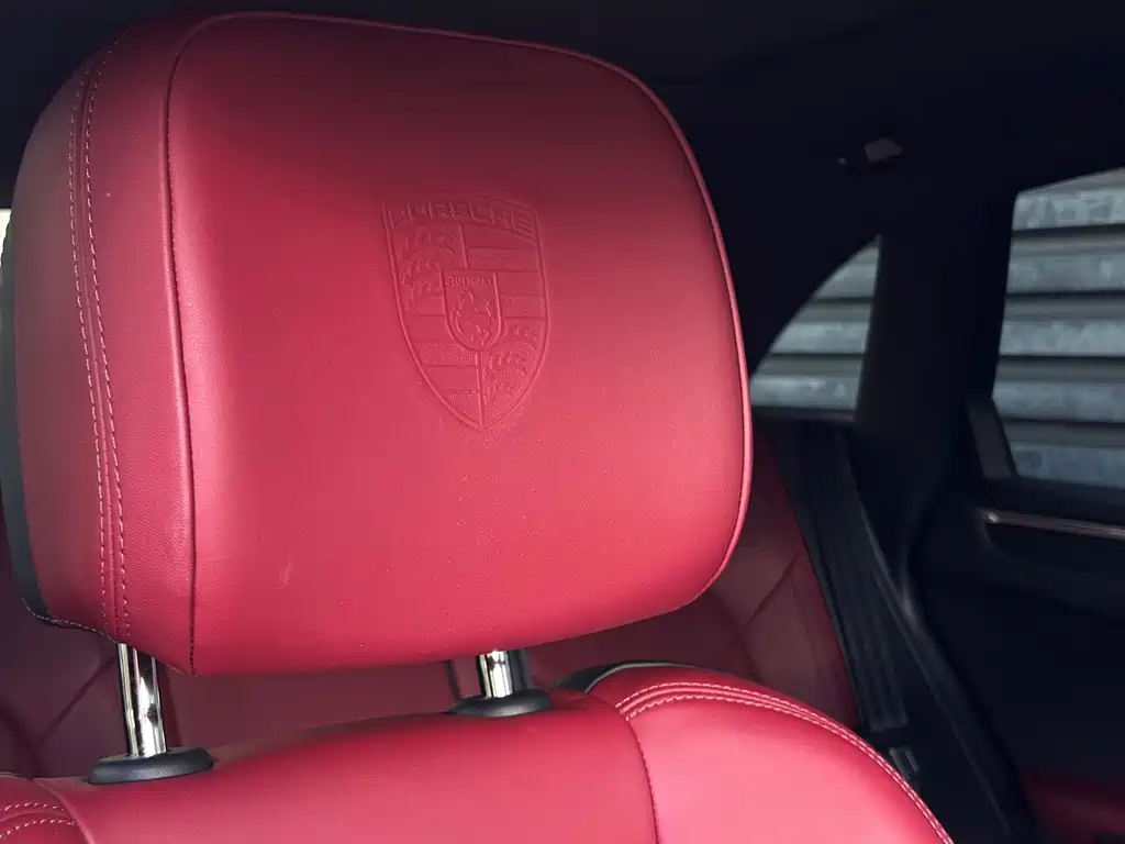 Porsche Macan 2022 — фото 14