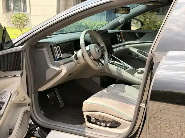Denza Z9GT 2026