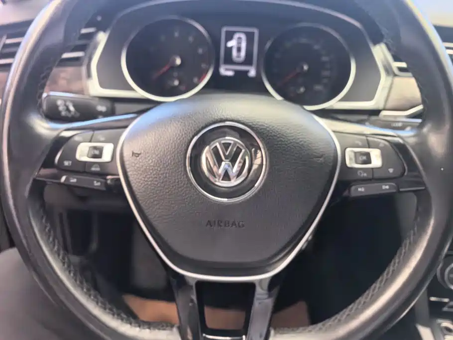 Volkswagen Magotan 2017 — фото 15