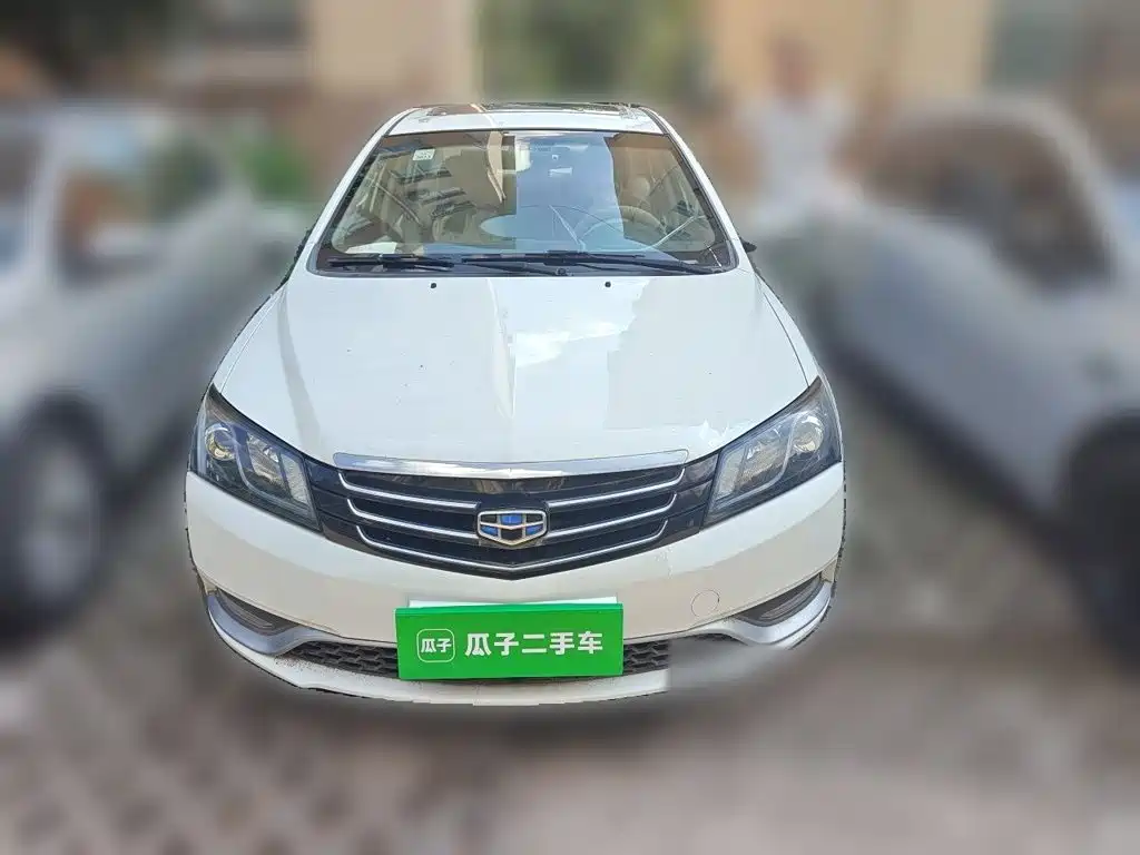 Geely Emgrand 2015 — фото 2