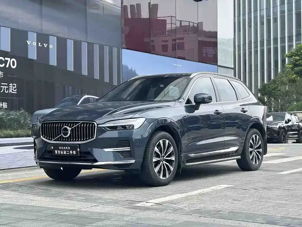 Volvo XC60 2024 — фото 3