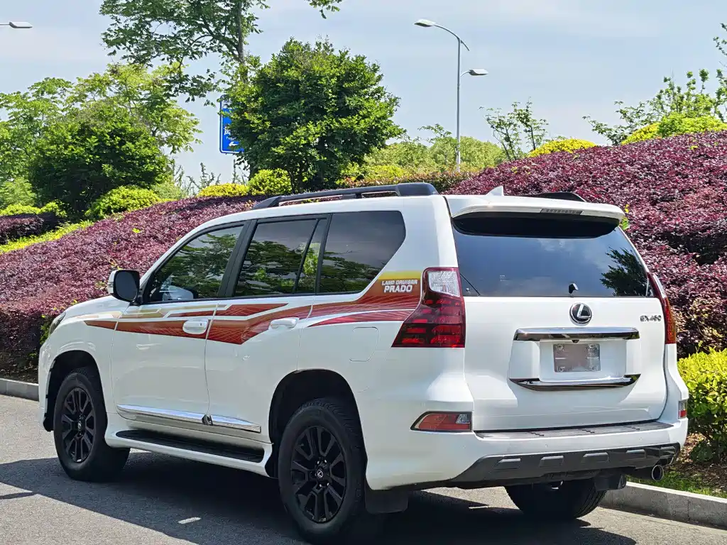 Lexus GX 2023 — фото 16