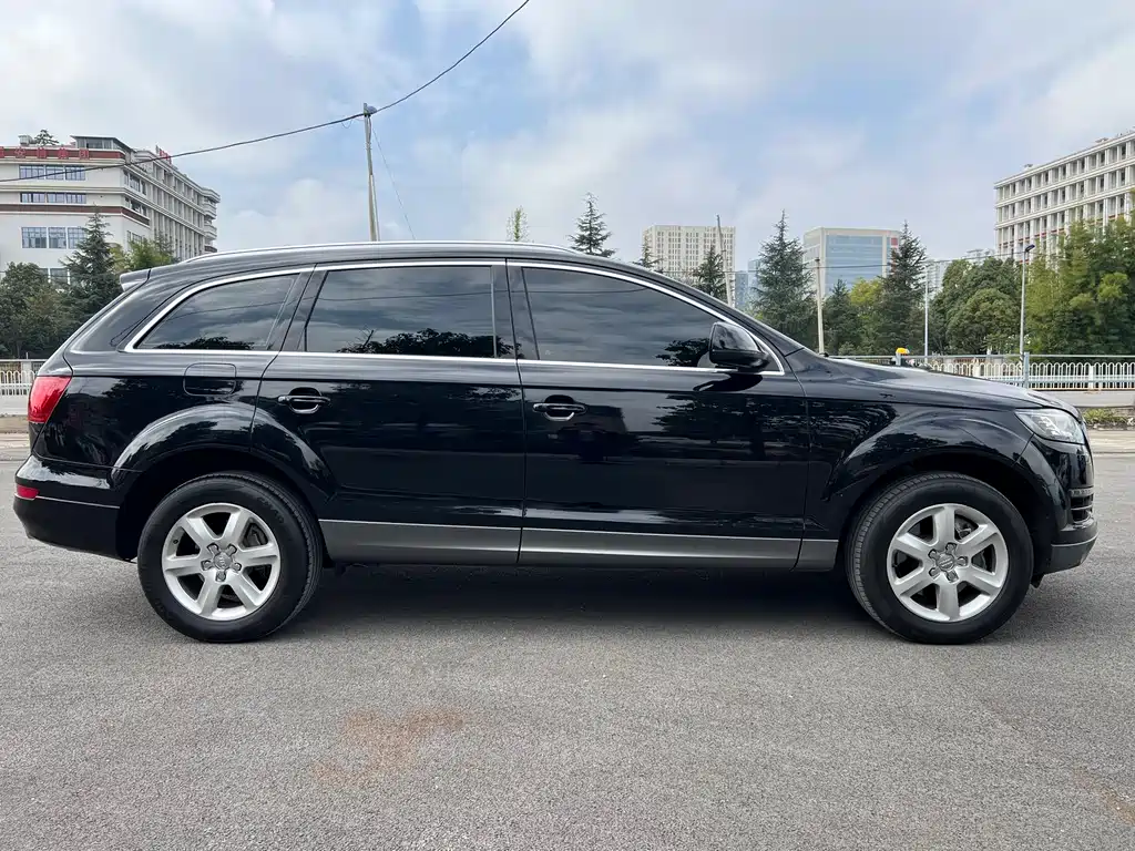 Audi Q7 2015 — фото 5