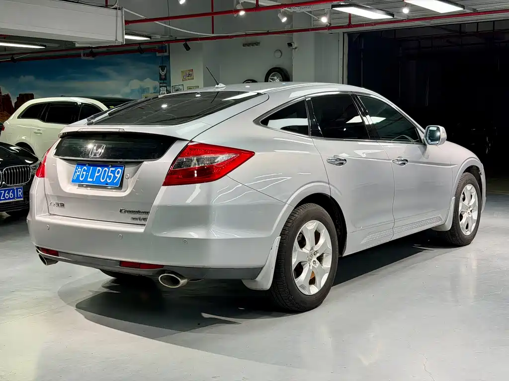 Honda Crosstour 2013 — фото 7