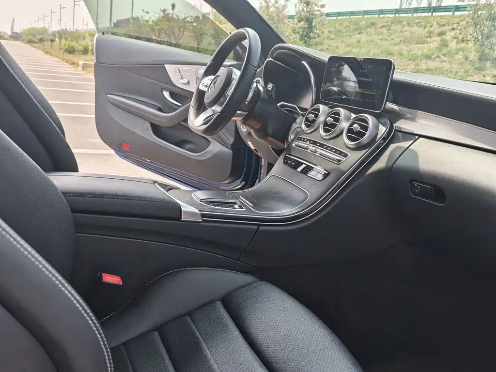 Mercedes-Benz C-Class 2021 — фото 12