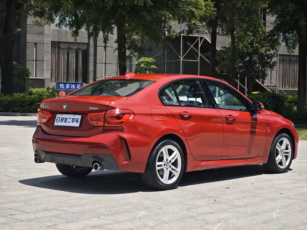BMW 1 Series 2020