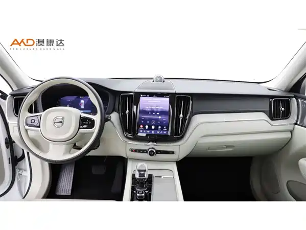 Volvo XC60 Plug-In Hybrid 2024
