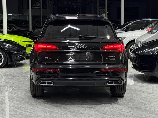 Audi Q5L 2025