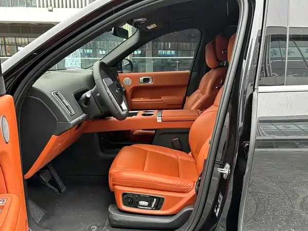 Li Auto L8 2023