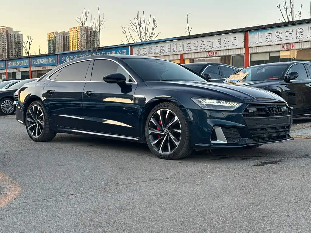 Audi A7L 2022 — фото 3