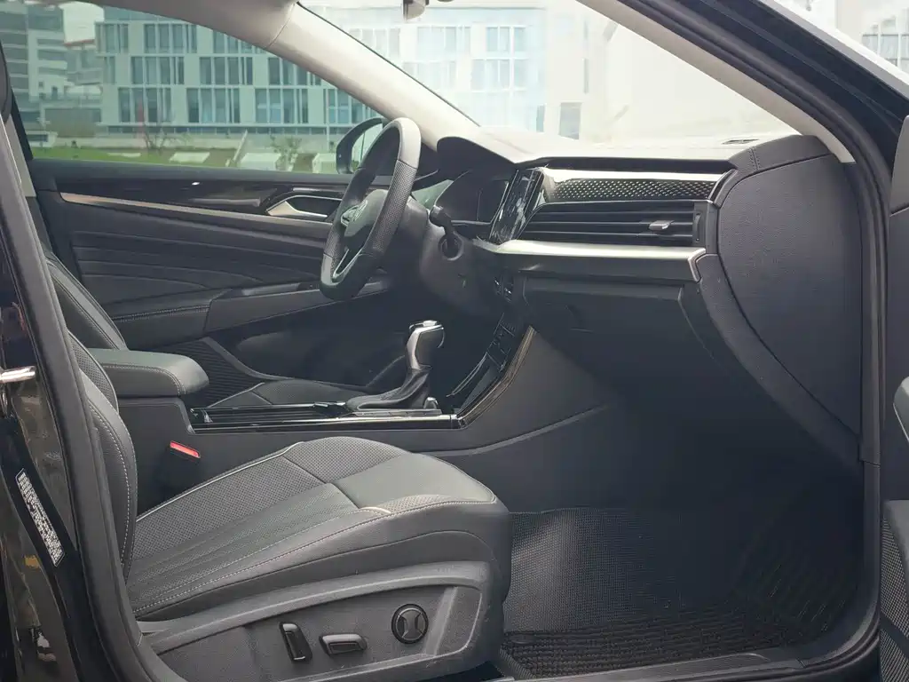 Volkswagen Passat 2024