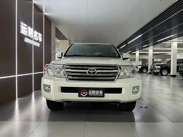 Toyota Land Cruiser 2015