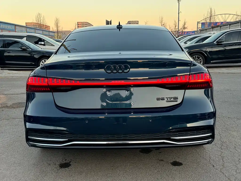 Audi A7L 2022 — фото 17