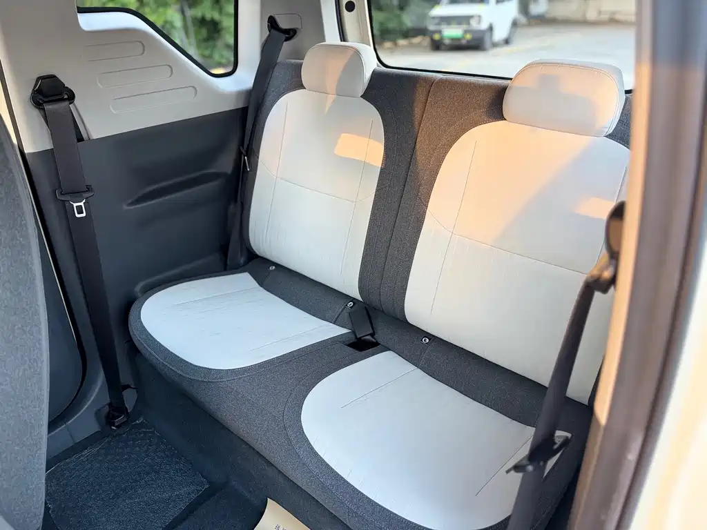 Geely Galaxy Panda 2025 — фото 13