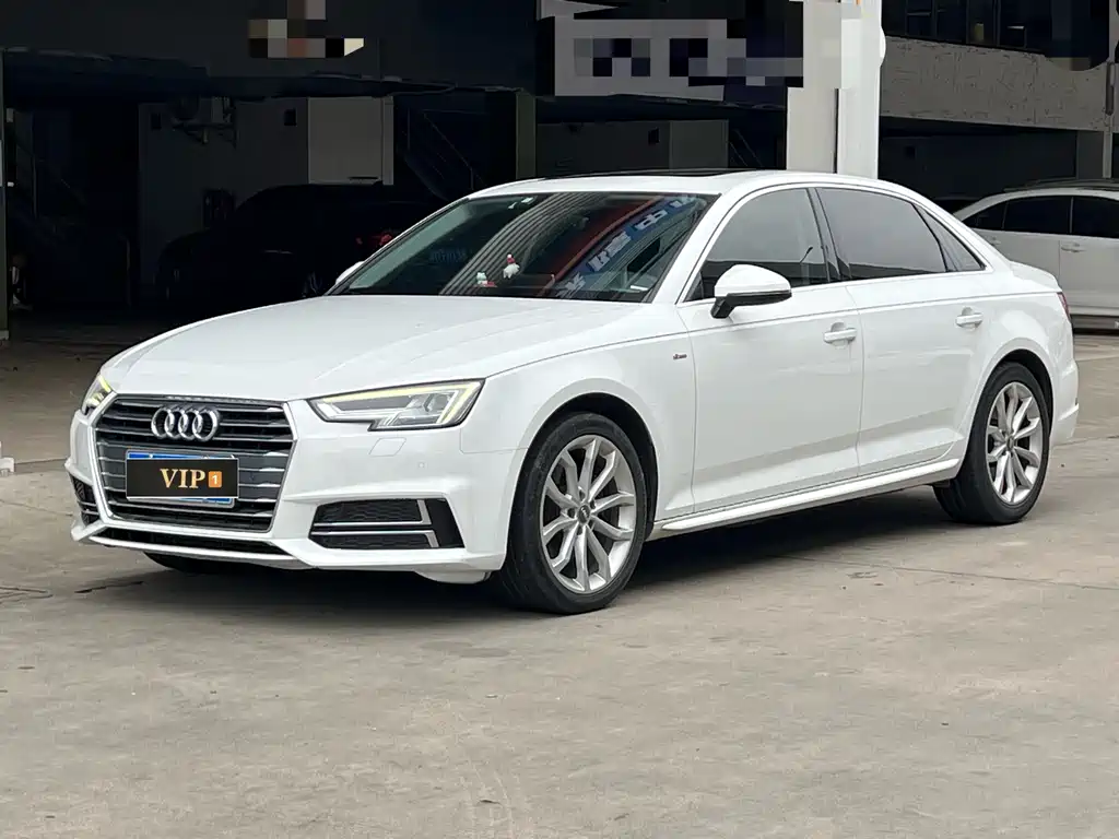Audi A4L 2017 — фото 1