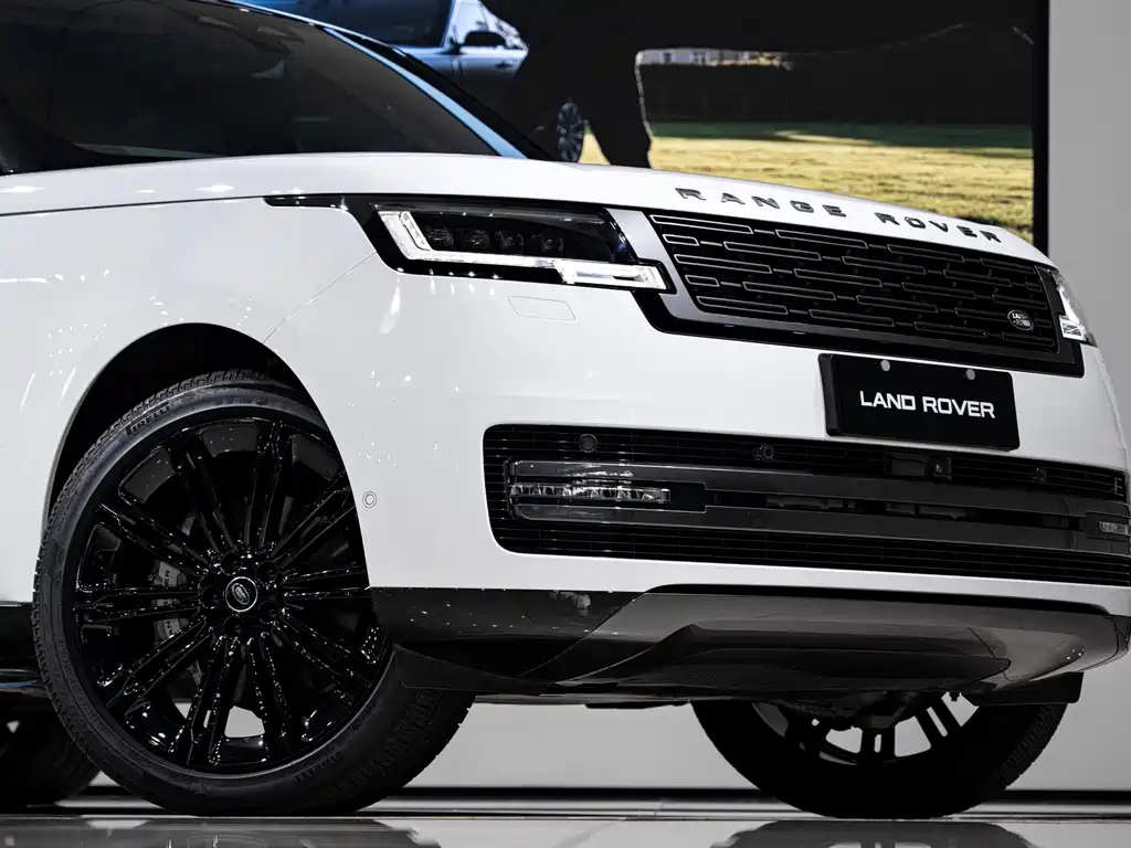 Land Rover Range Rover 2026 — фото 6