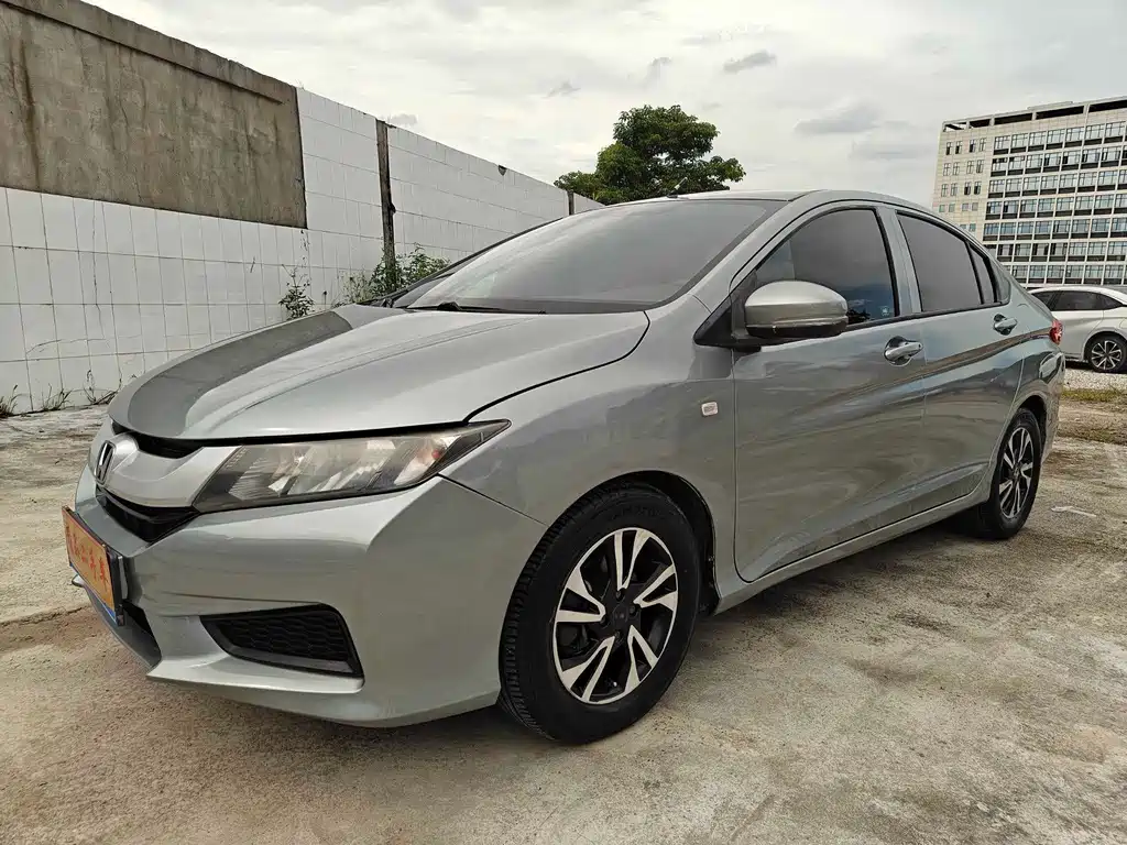 Honda City 2015 — фото 2
