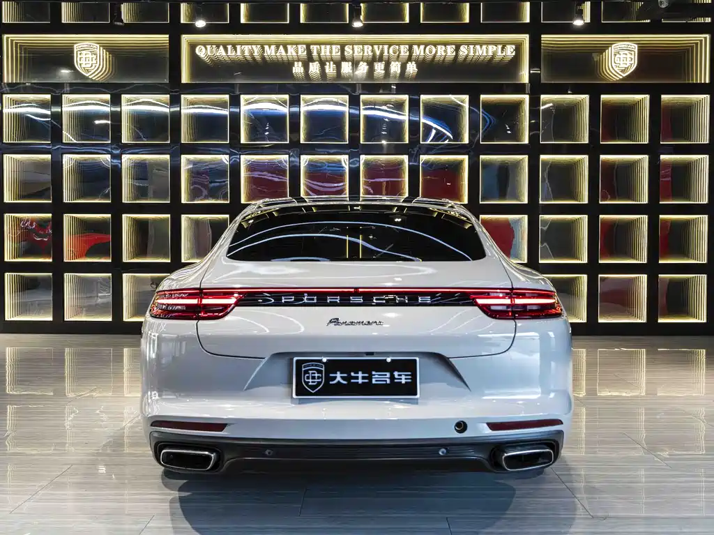 Porsche Panamera 2019 — фото 5