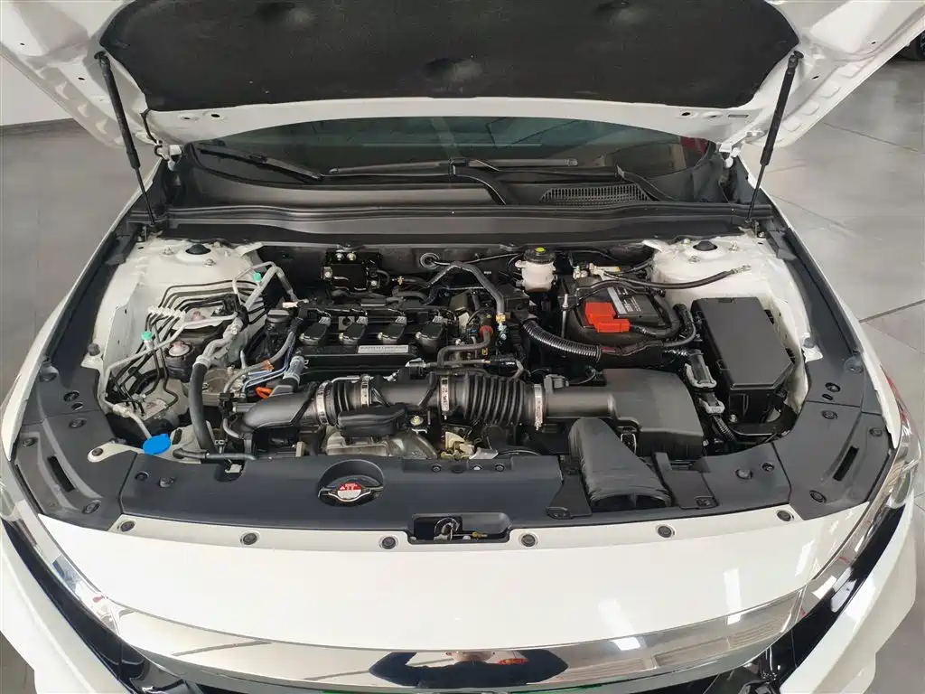 Honda Accord 2022 — фото 20