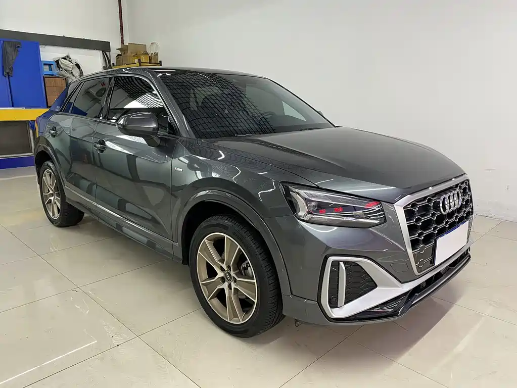 Audi Q2L 2022