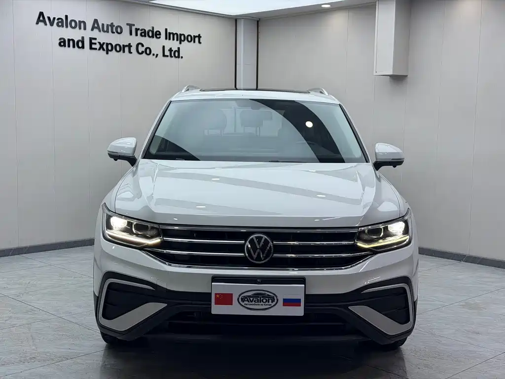 Volkswagen Tiguan L 2023