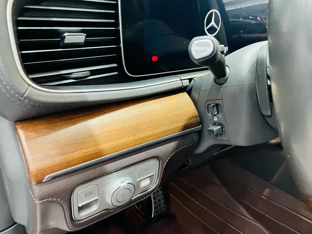Mercedes-Benz GLS 2020 — фото 11