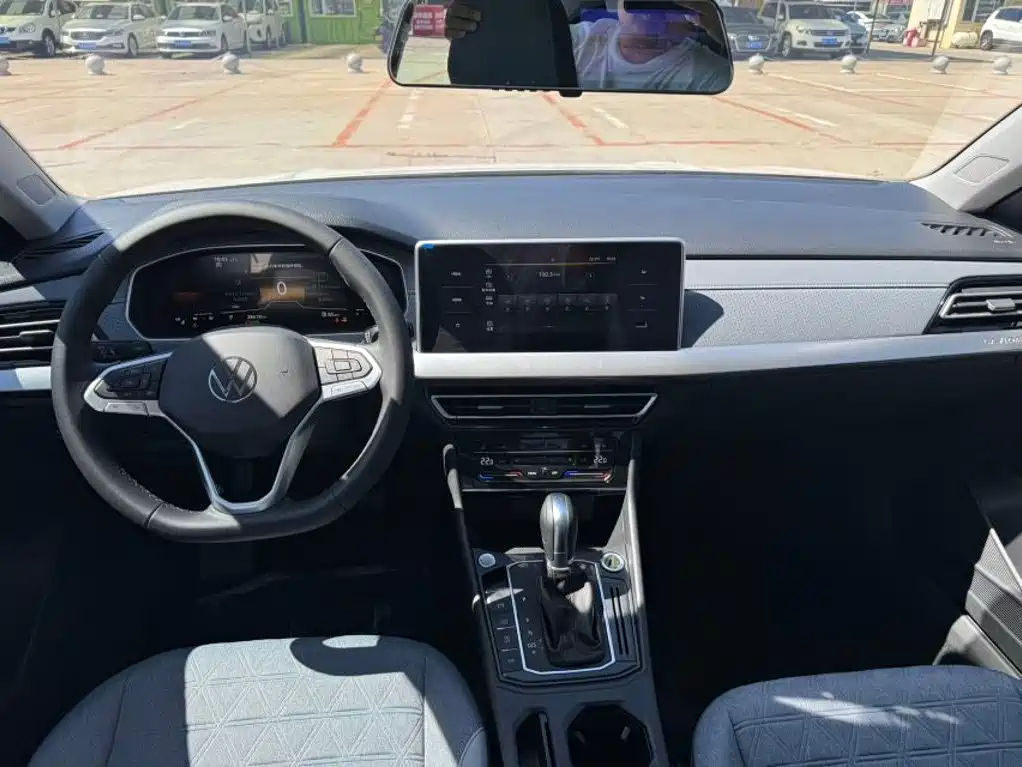 Volkswagen Lavida 2022