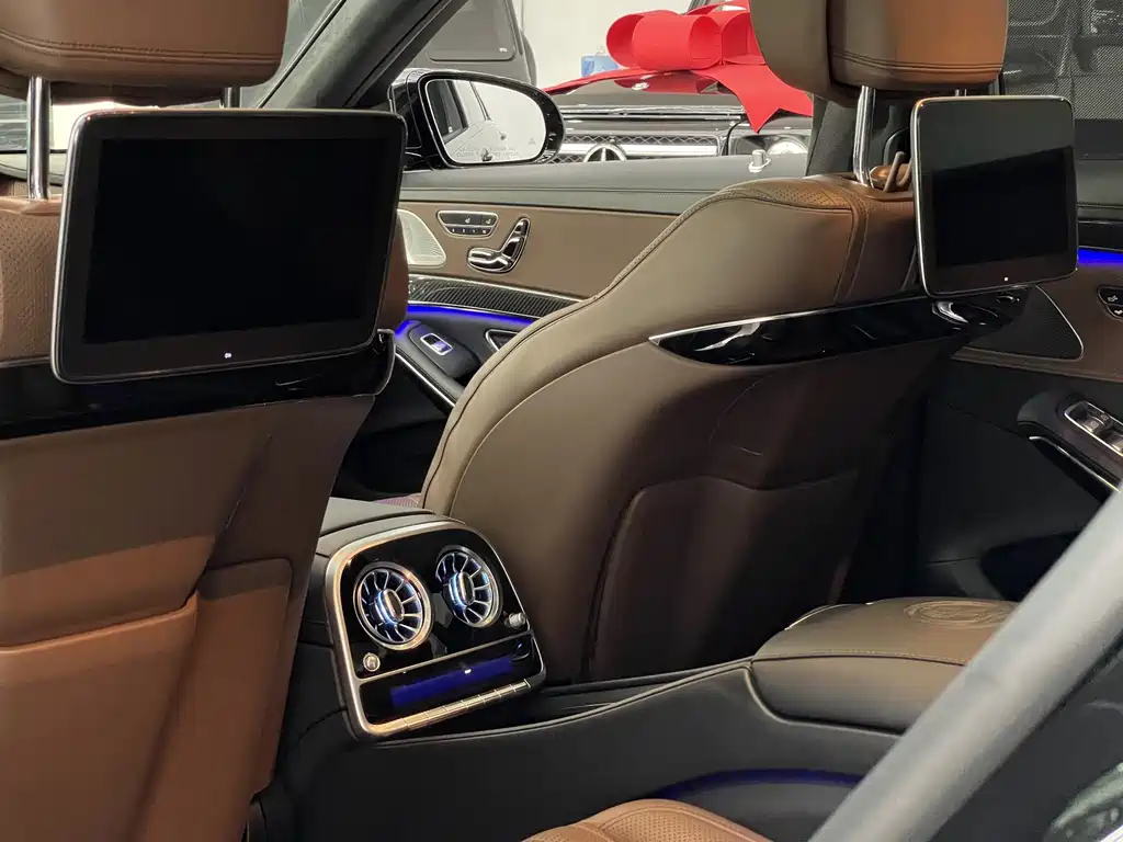 Mercedes-Benz S-Class AMG 2019 — фото 21