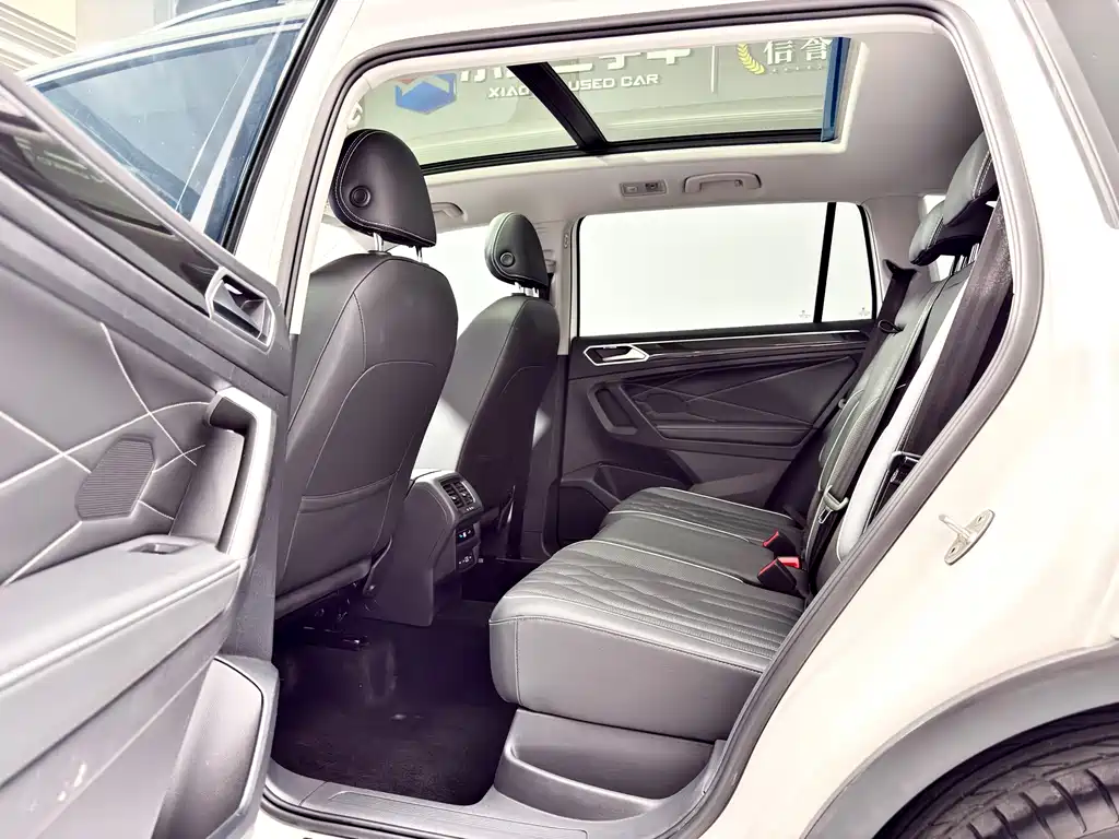 Volkswagen Tiguan L 2021