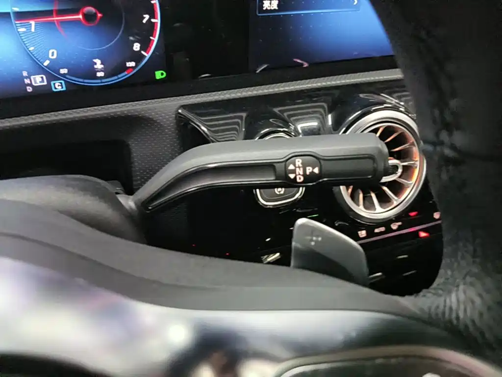 Mercedes-Benz A-Class 2020 — фото 14