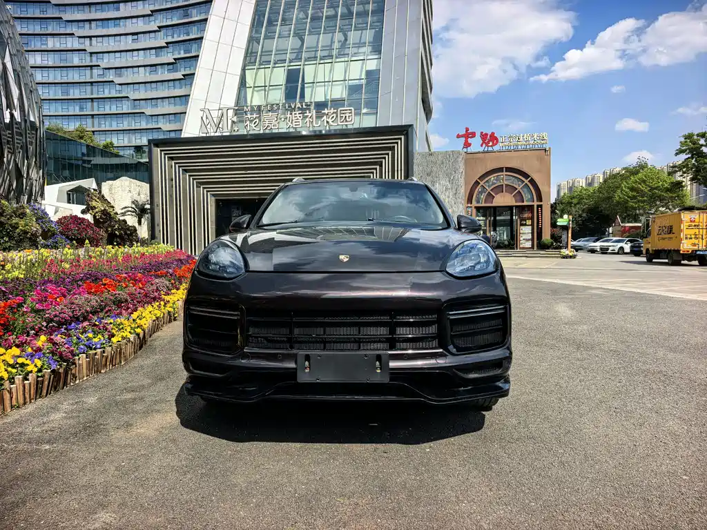 Porsche Cayenne 2015 — фото 2