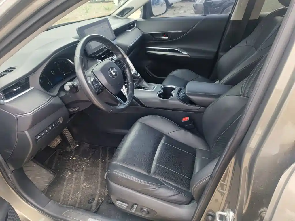 Toyota Harrier 2021 — фото 12