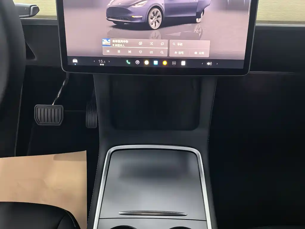 Tesla Model Y 2023 — фото 10