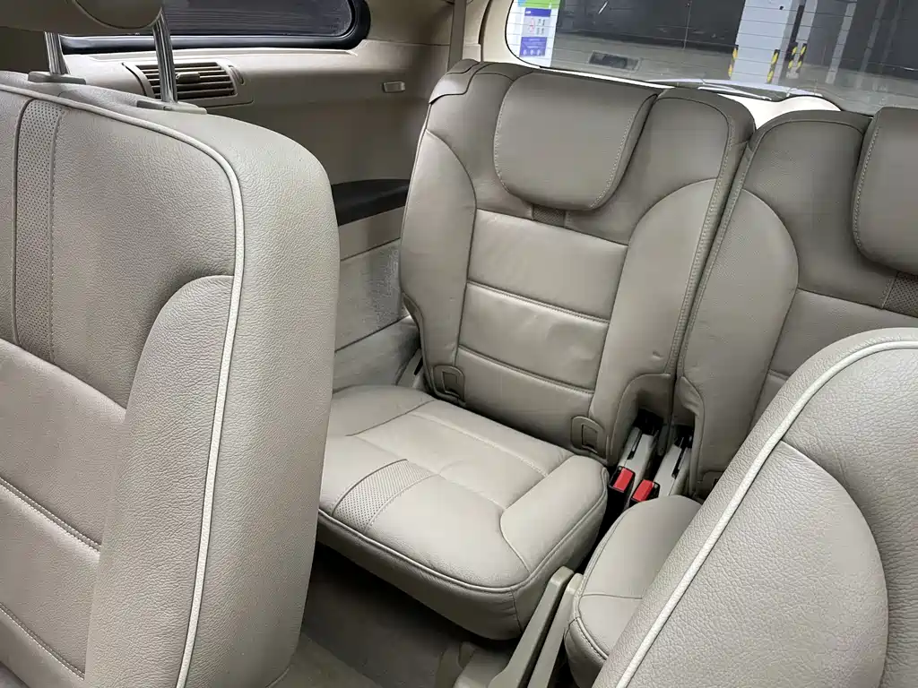 Mercedes-Benz R-Class 2014 — фото 17