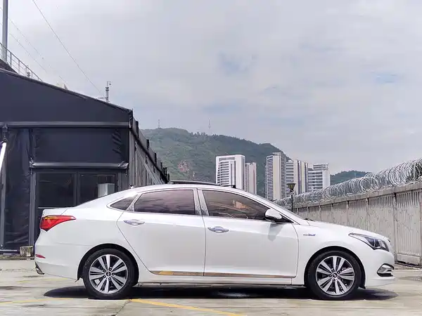 Hyundai Mistra 2016